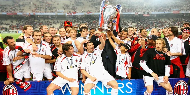 Cup Champions League năm 2007 là màn phục thù ngọt ngào trước Liverpool sau “đêm Istanbul huyền ảo”